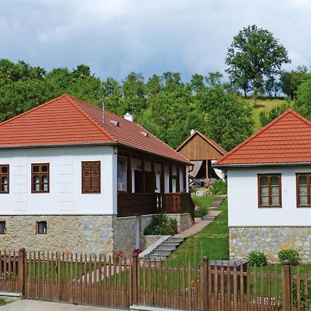 Hotel Fruktarium Vendeghaz Trizs Zewnętrze zdjęcie